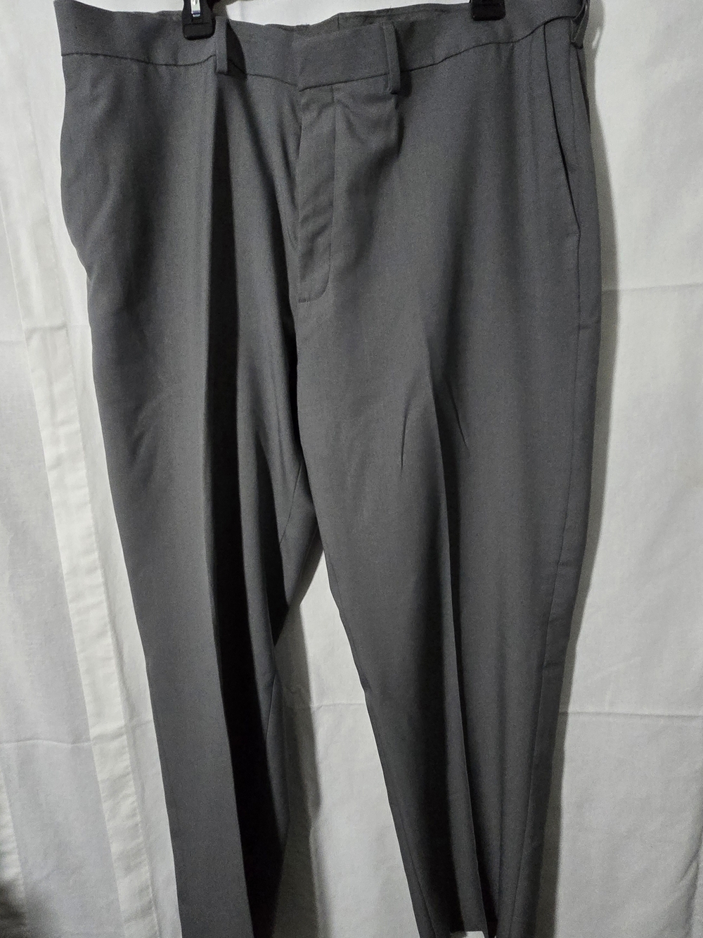 Haggar Men's Gray Dress Pants - Classic Flat Front Trousers